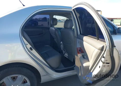 2005 Toyota Corolla Le z USA, uszkodzony, nr VIN 1NXBR30E05Z407467